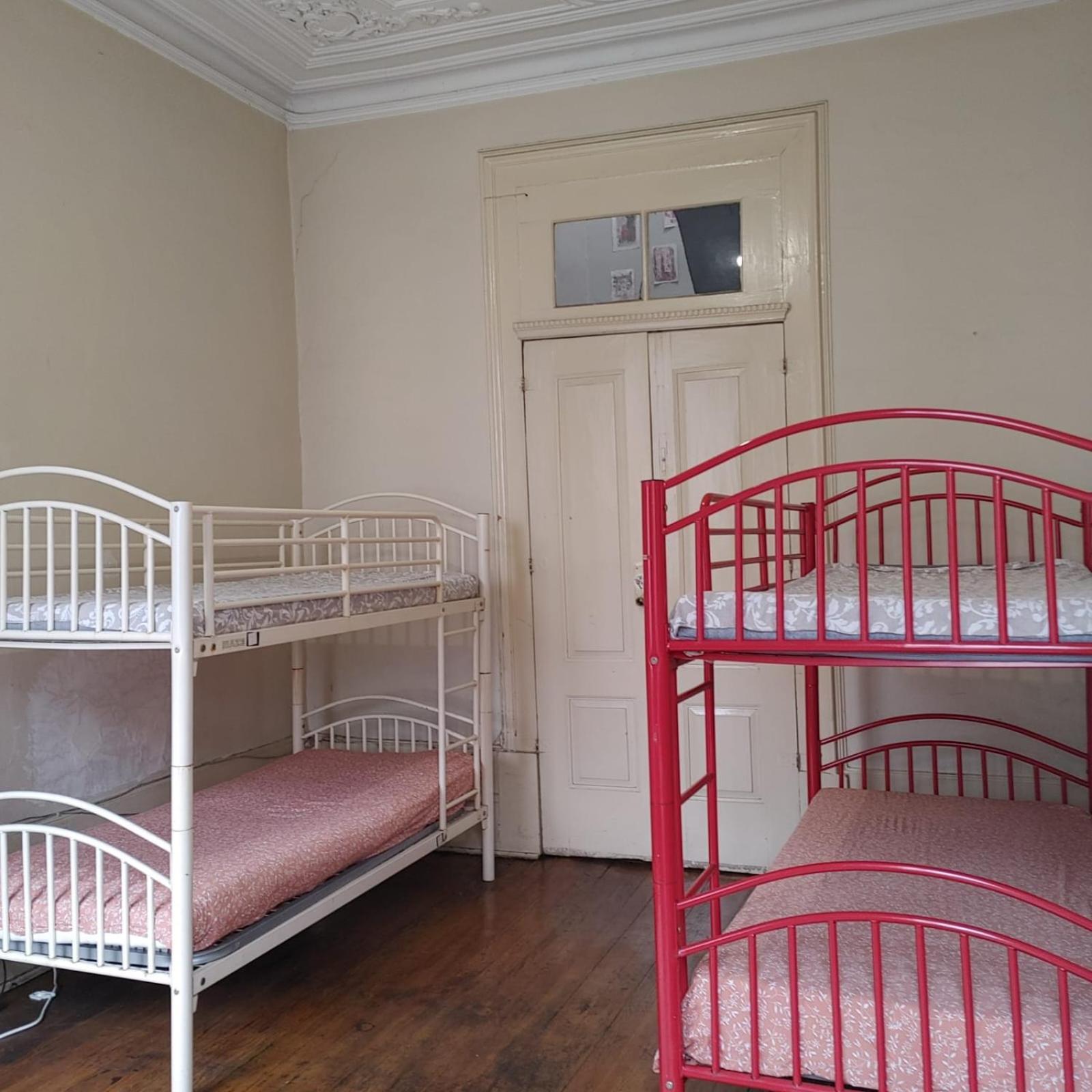 Dans L'Atelier Hostel Unidade Porta Nova Braga Dış mekan fotoğraf