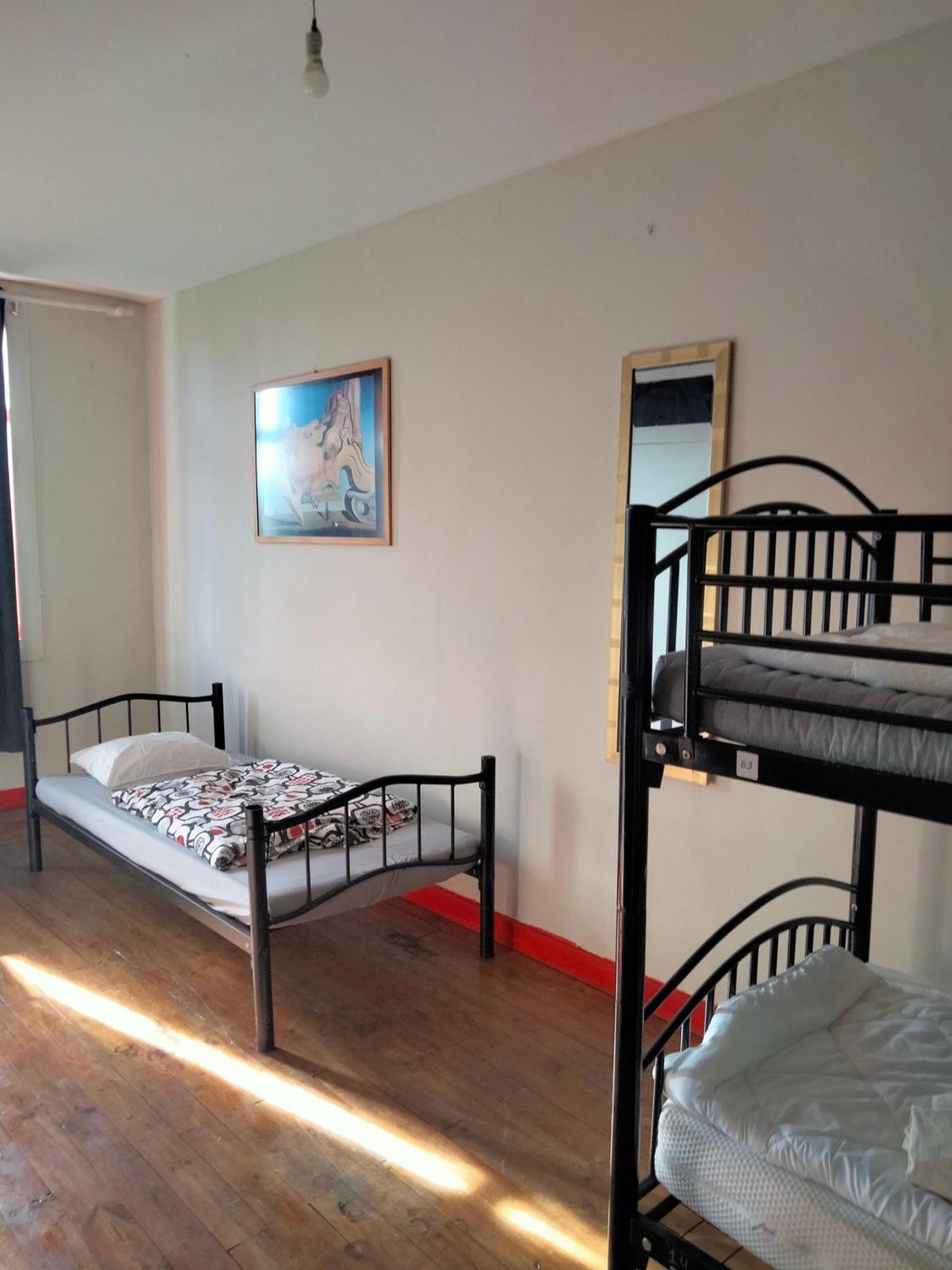 Dans L'Atelier Hostel Unidade Porta Nova Braga Dış mekan fotoğraf